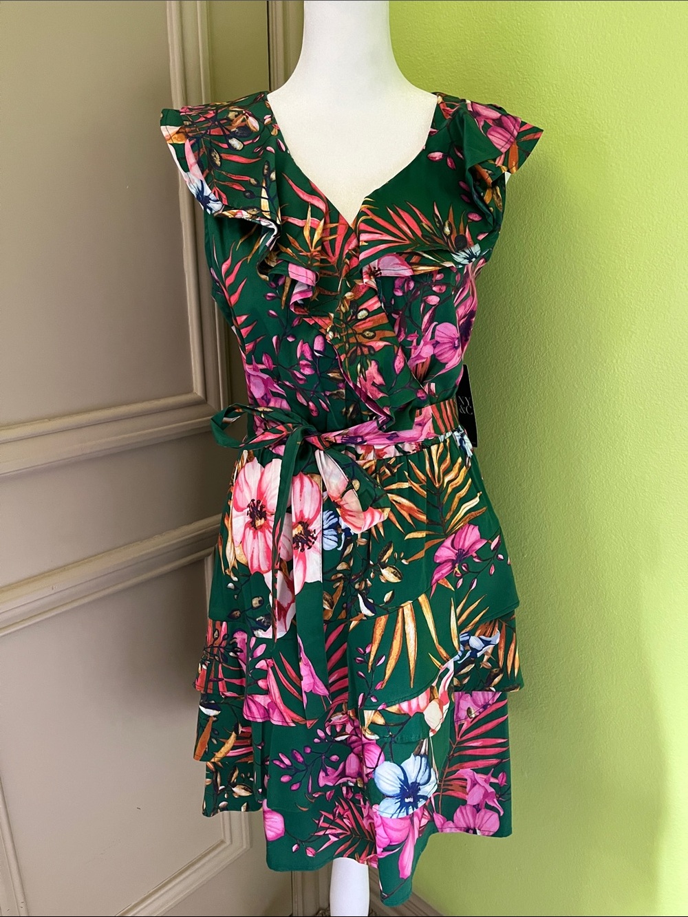 NWT New York & Company stretch dress